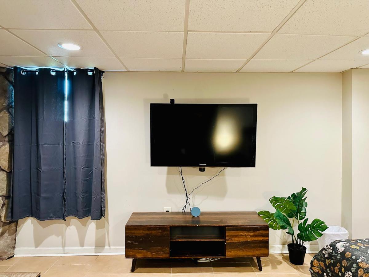 Campu'S Basement Studio W/ Private Entrance เชอร์รีฮิลล์ ภายนอก รูปภาพ